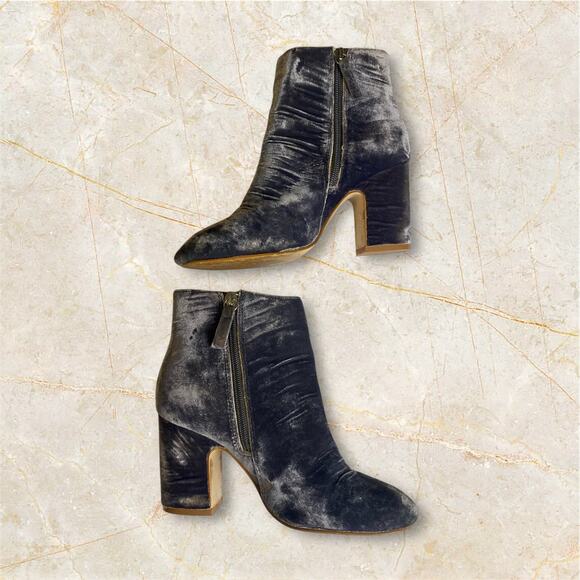 Zara Basic Collection Women's Steele Blue Velvet Ankle Boots Size 36 EU - Picture 3 of 6